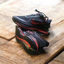 Nike Air Zoom Pegasus Premium - Black/Hyper Crimson 👟9.5