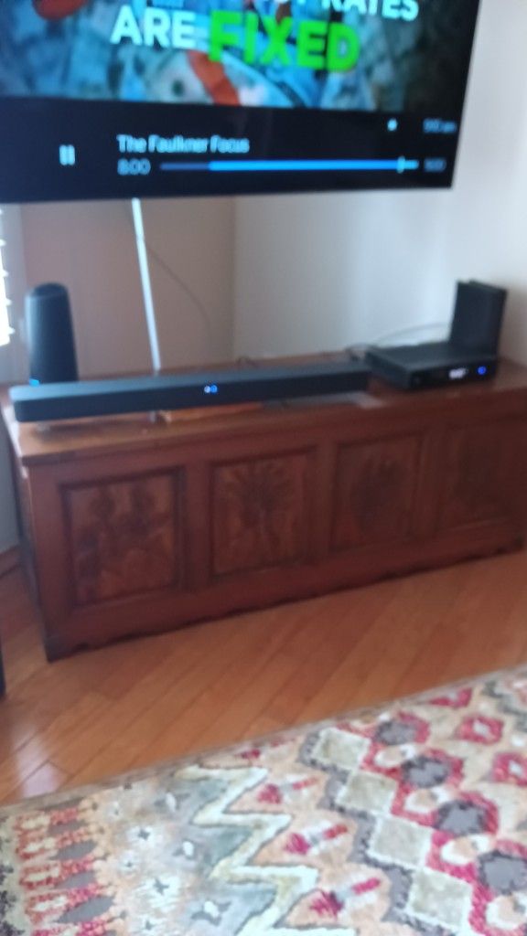 Assorted Furniture Pieces