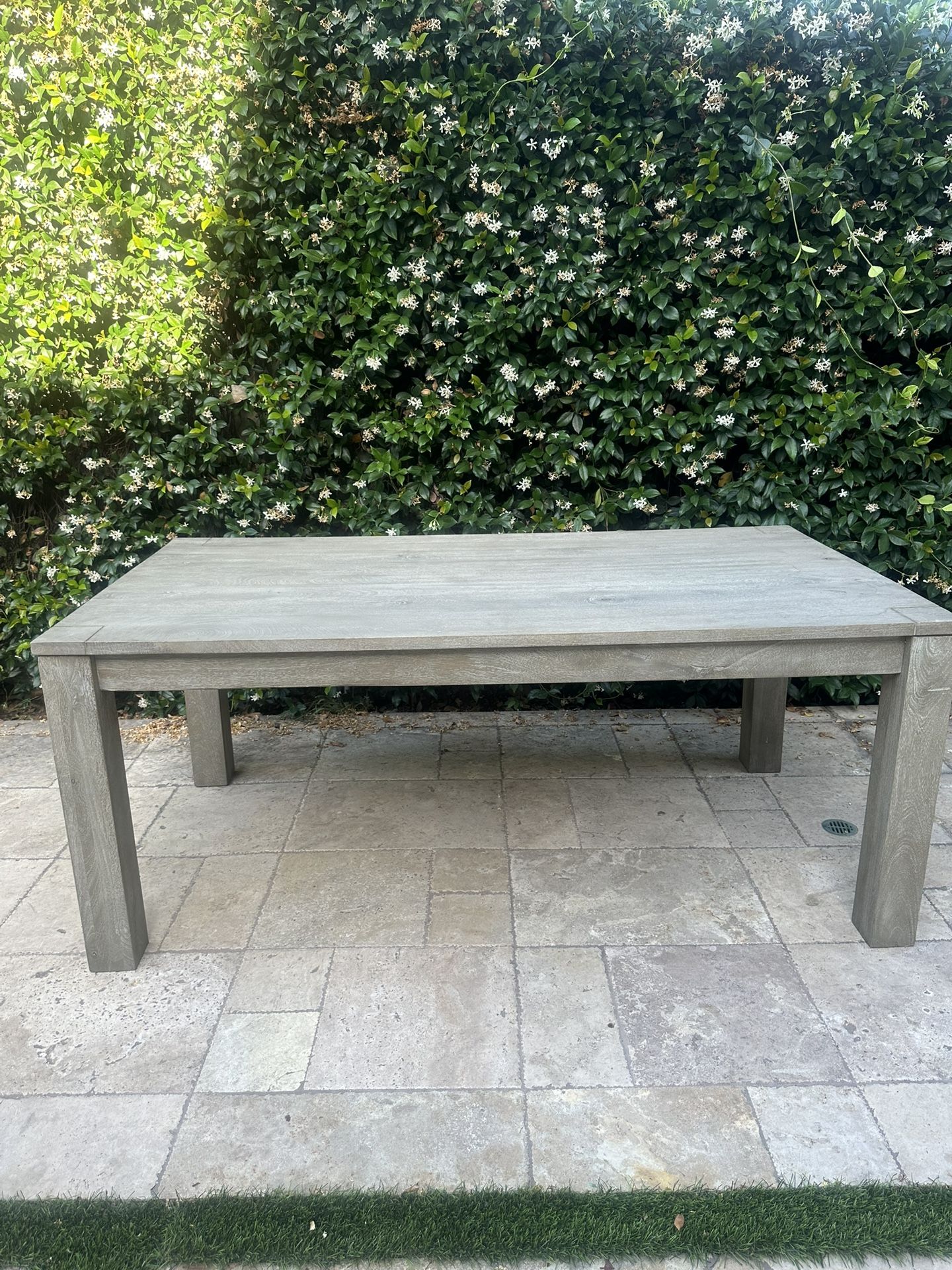Dining Table New