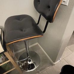 Braiding Chair 