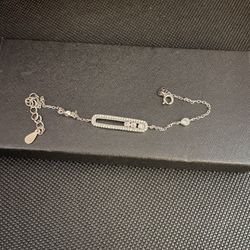 Beautiful Bracelet With Box 