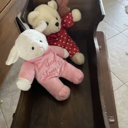 Wood ROCKER CRADLE 17 X 9"  2  STUFFED ANIMALS 