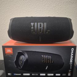 JBL Charge 5 Wifi