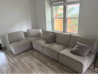 🛋️ 5-Piece Modular Sectional Sofa – MUST GO – St. Pete, FL