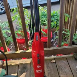Dirt Devil Vacuum