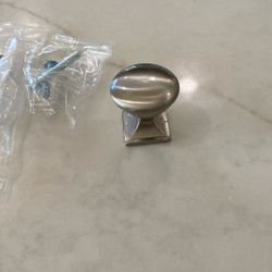 Satin Nickel 32mm Round Knobs