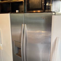 Stainless Steel Side-By-Side Show Samsung, Linda Samsung hey there Hasham In Mayme 7azam I had Washer Saw, Tamy Mate, Teeter minet. Hi baby  Hi baby m