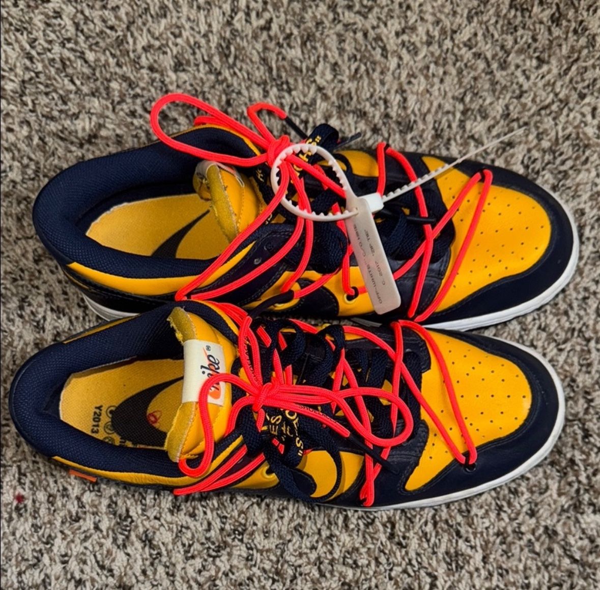 OFF-WHITE Nike university gold dunks