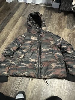 New Womens American Eagle Coat Large