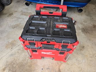 Milwaukee Packout Rolling Tool Box