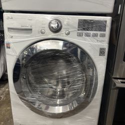 LG front Load Washing Machine Gas Dryer “white “ 