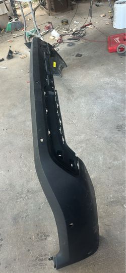 2021-2023 21 22 23 Rivian R1S Rear Bumper OEM PT00049055