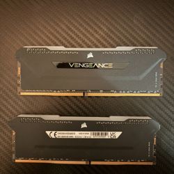 Corsair DDR4 2x16 RAM 