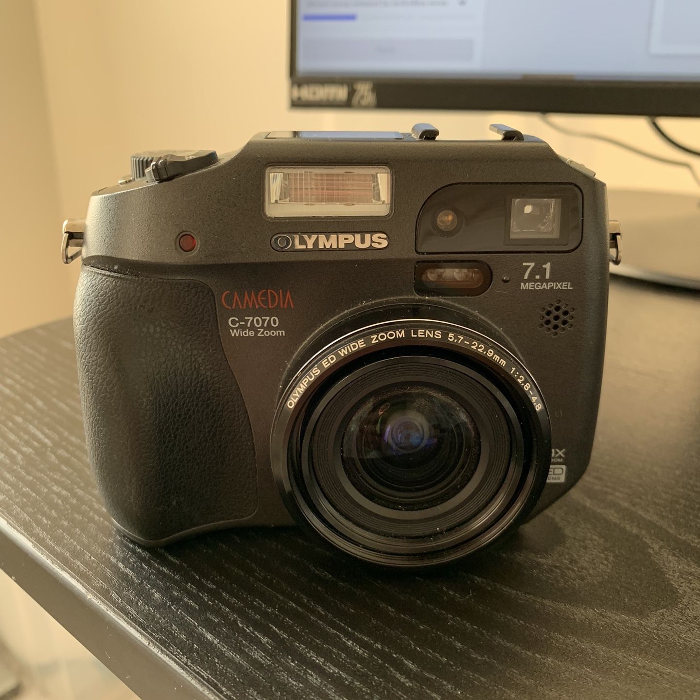 olympus c 7070 wide zoom
