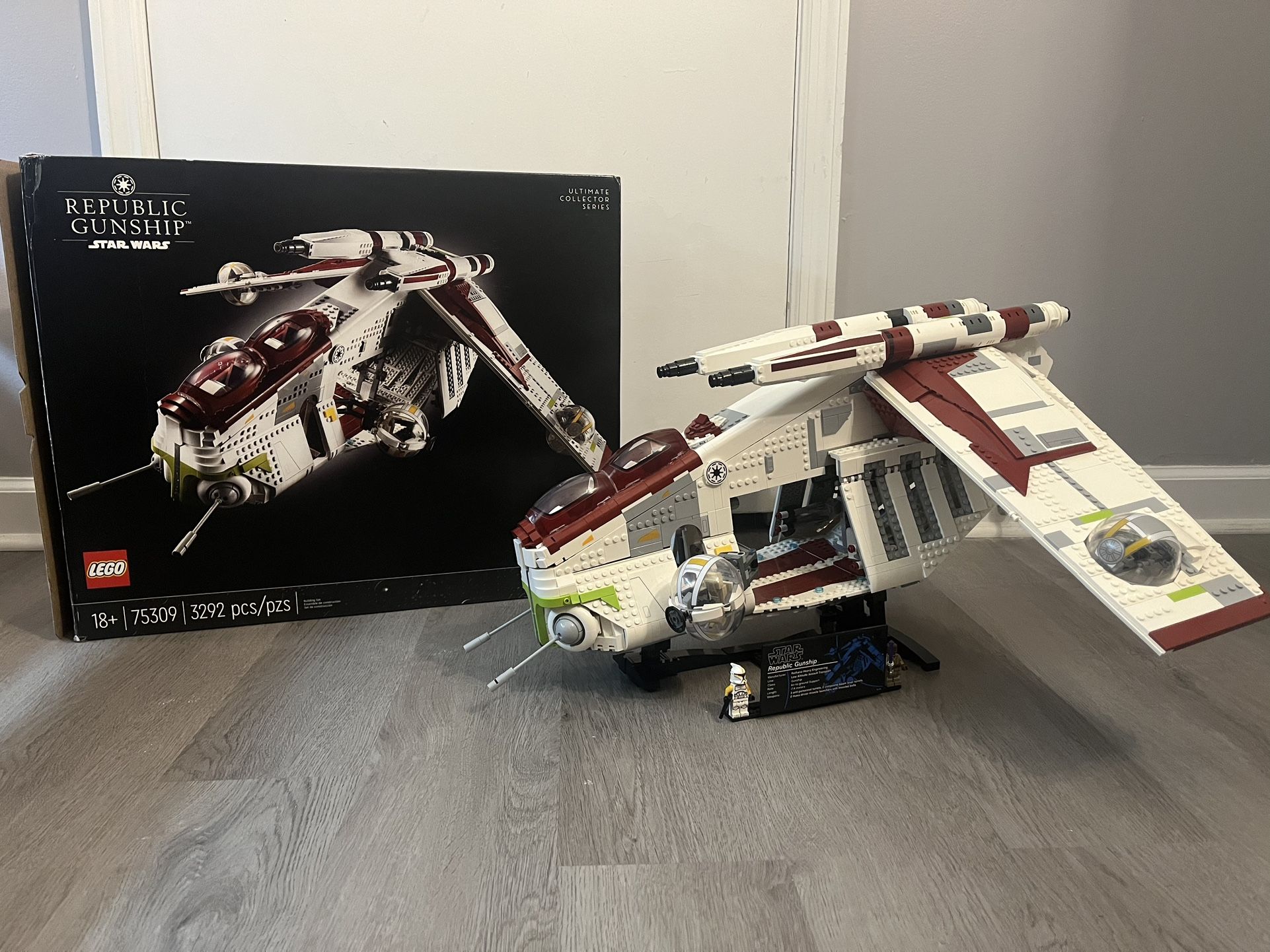 LEGO Republic Gunship