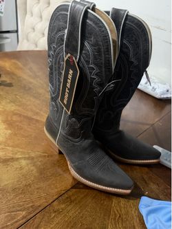Women’s boots