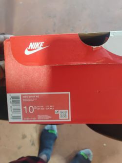 Nike Shox NZ Size 10.5 Black