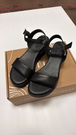 Patina Soho Wedge Sandal Black, women’s size 8