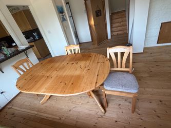 Dinner Table and chairs