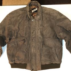 Viaggio Mens XL Brown Leather Bomber Jacket 
