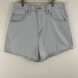 LEVIS Womens Light Wash Denim Silver Tab Summer High Rise Bermuda Mom Shorts