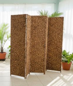 Vintage 5-Panel Folding Natural Water Hyacinth Woven Privacy Screen Room Divider! Two Available! $75 each 18.5x70.5 each panel