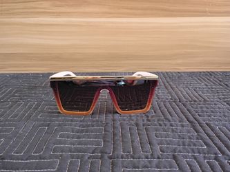 Gold-tone metal brow bar accent women's sunglasses