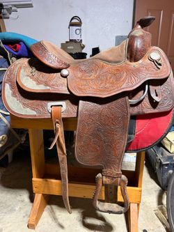 Saddle smith Action Co. Saddle
