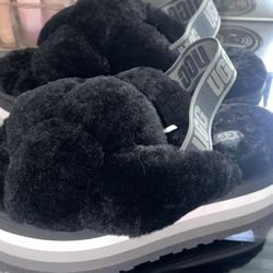 Women Uggs 