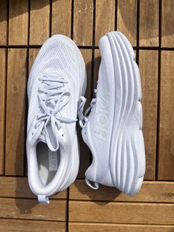 10.5 - Hoka