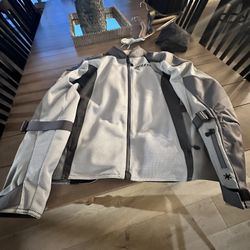 Kilm Women’s Mortorcycle Jacket X.L Grey 