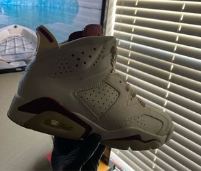 Jordan 6 Maroon