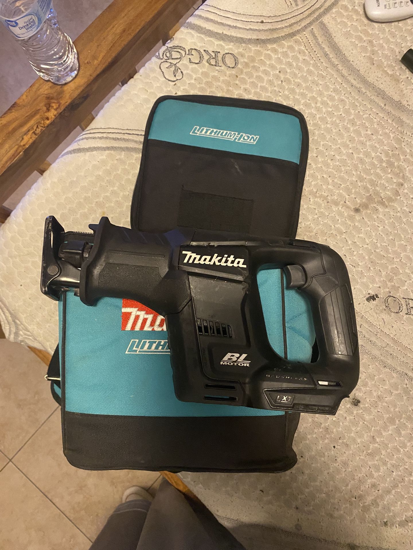Makita 18v Sawzall