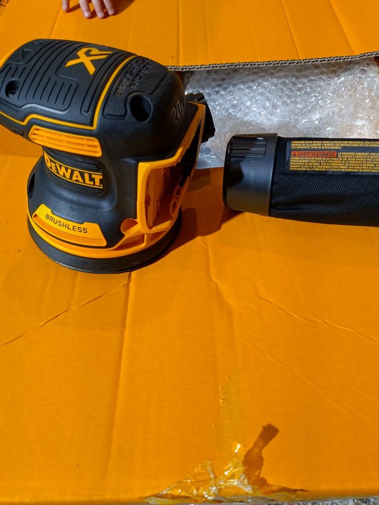 DeWalt Sander