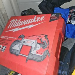 Milwaukee 
