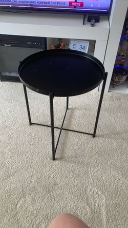 Tray table, black, 17 1/2 Wide And 20 5/8 " Tall