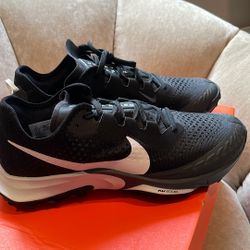 Nike 8.5 Black 