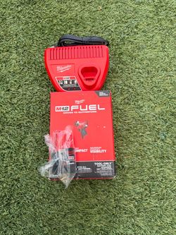 Milwaukee M12 FUEL Impact Driver with Charger and Battery