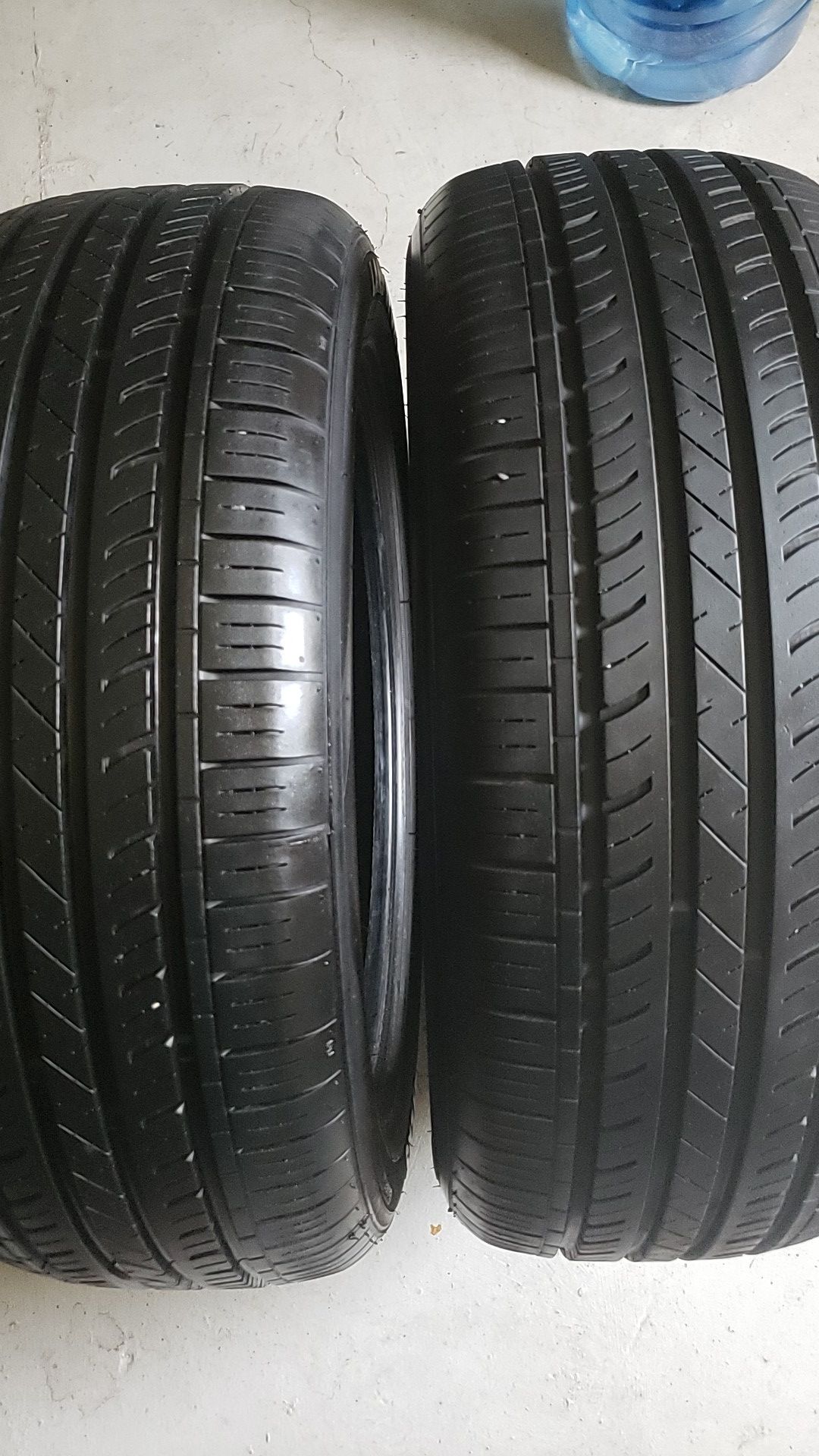 Land sport in great condition 2 tires 215 55 17 80% tread