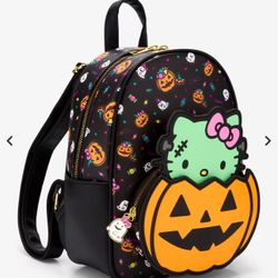 Hello Kitty Halloween Back Pack And Wallet 