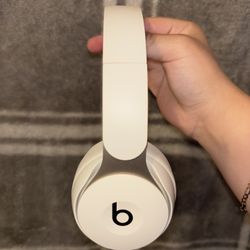 Beats Solo Pros