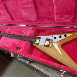 Gibson/Epiphone Korina Flying V