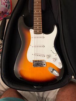 2013 Squier Bullet Strat – Like New – Fender Gig Bag