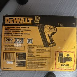 ❌DEWALT 15GA ANGLED FINISH NAILER KIT❌