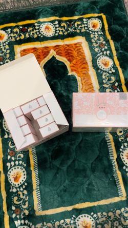 Yara Pink 50ml spray 12pc