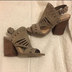 New khaki suede vince camuto heels