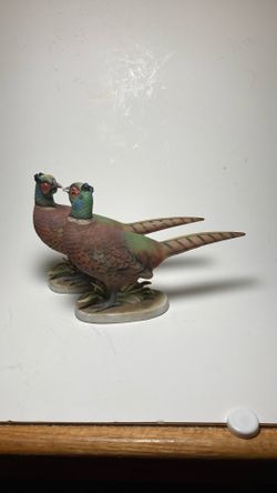 Leggings China Figurines