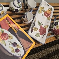 Brand New : Oneida Kitchen VINTAGE FRUIT 