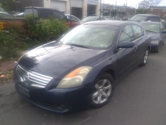 2007 Nissan Altima (must go)