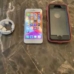 iPhone 7 Silver 32gb Unlocked With Case With Fortnite